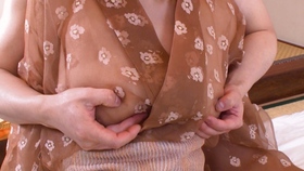 HITOMI gets creampie